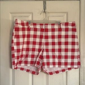 Draper James & Eloquii red gingham shorts size 20